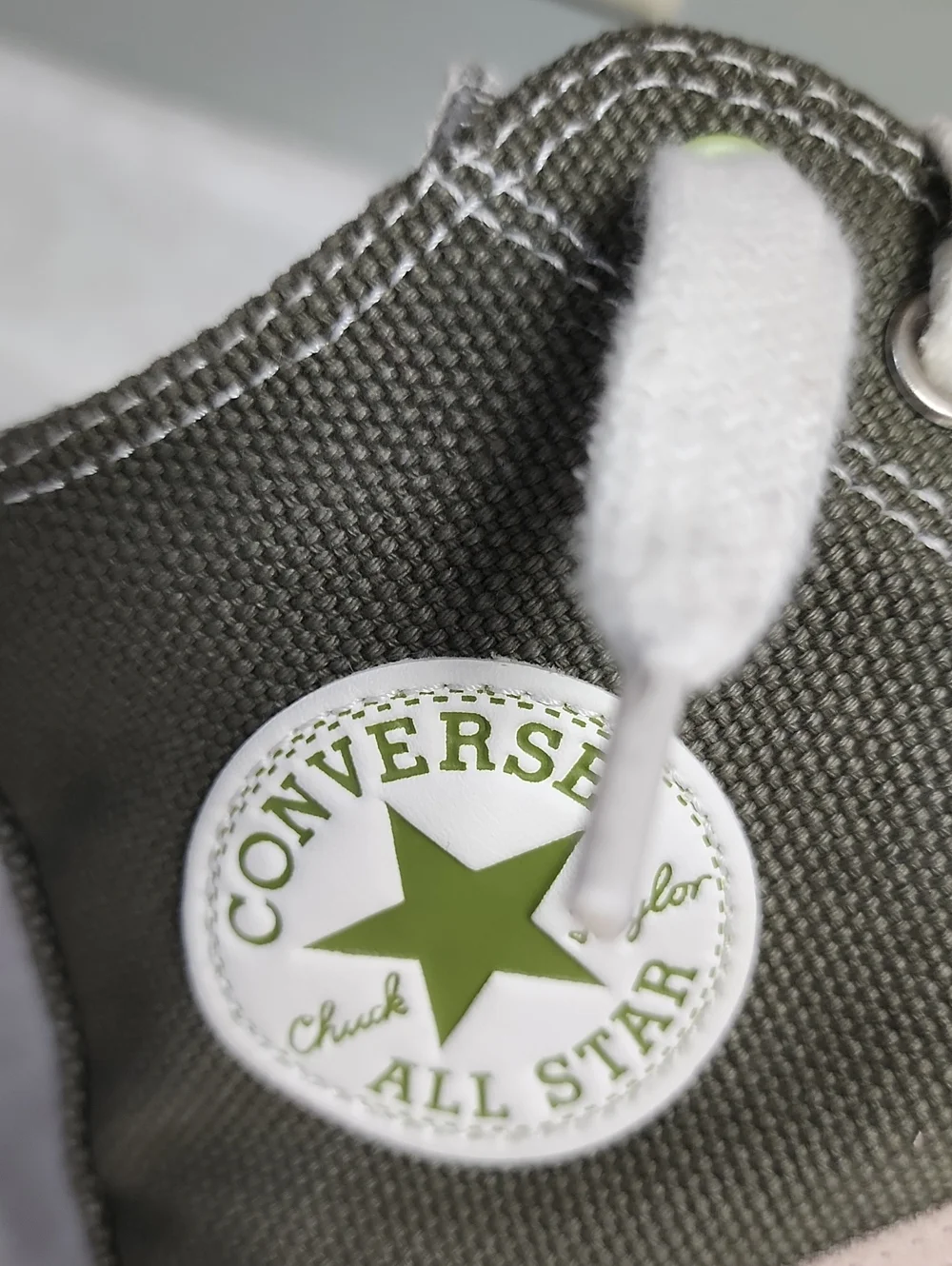 Converse Move High-Top Platform Canvas sneakers womens 10 number 1921
